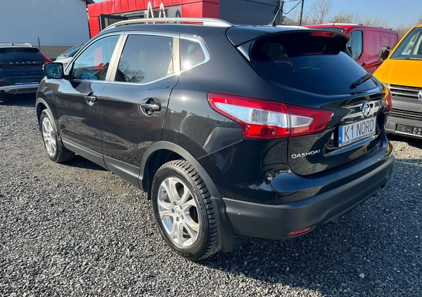 Nissan Qashqai cena 47900 przebieg: 107011, rok produkcji 2016 z Czerwieńsk małe 407